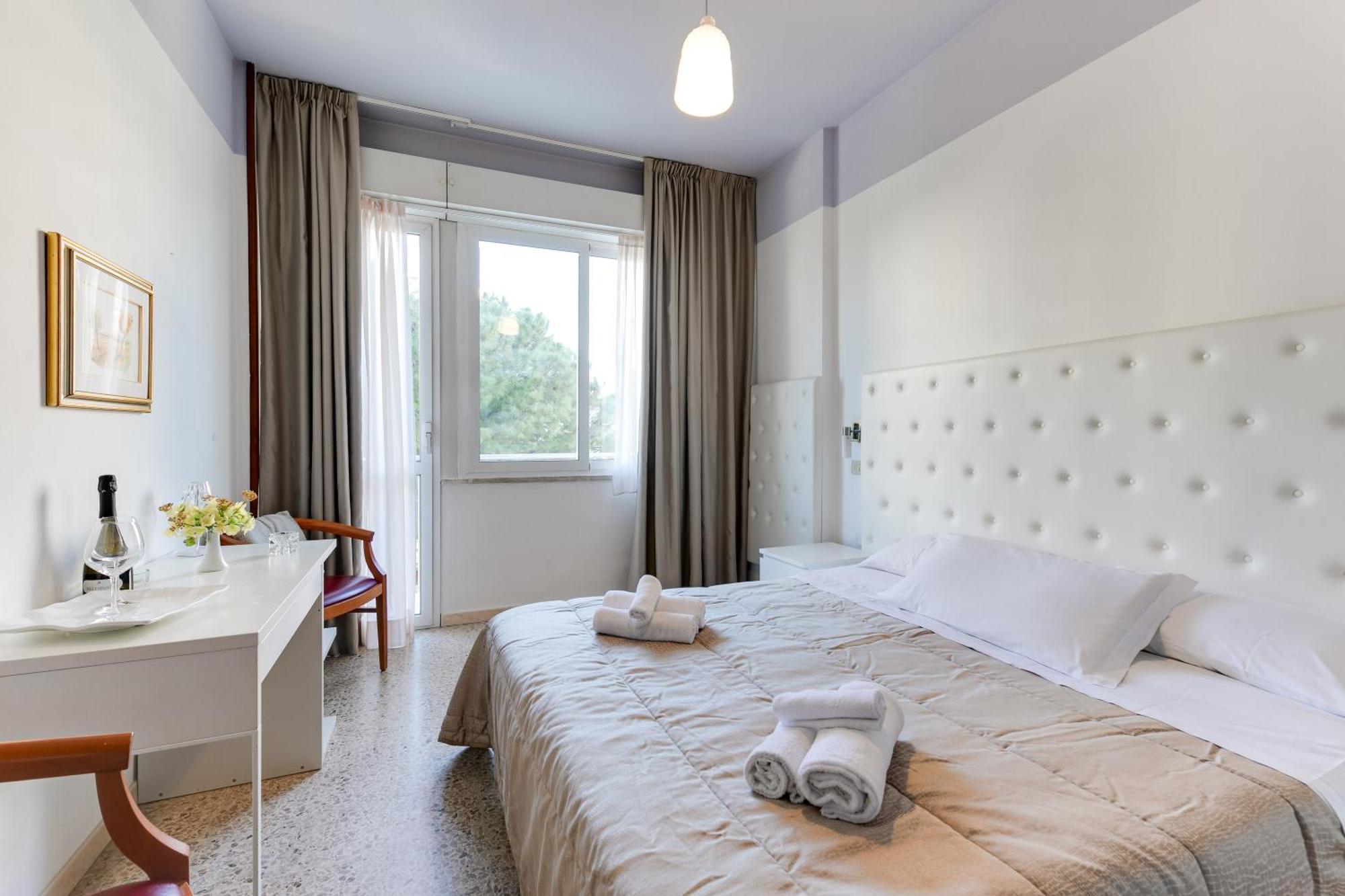 Hotel La Perla Rimini Dış mekan fotoğraf