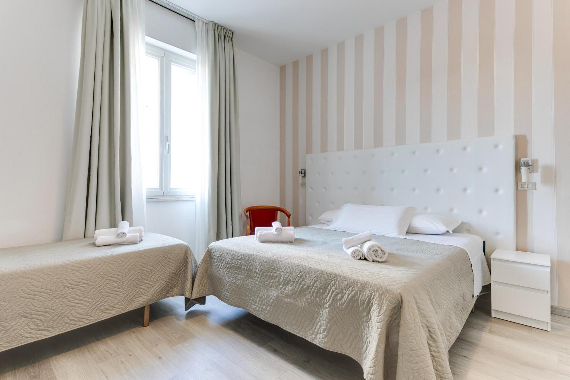 Hotel La Perla Rimini Dış mekan fotoğraf