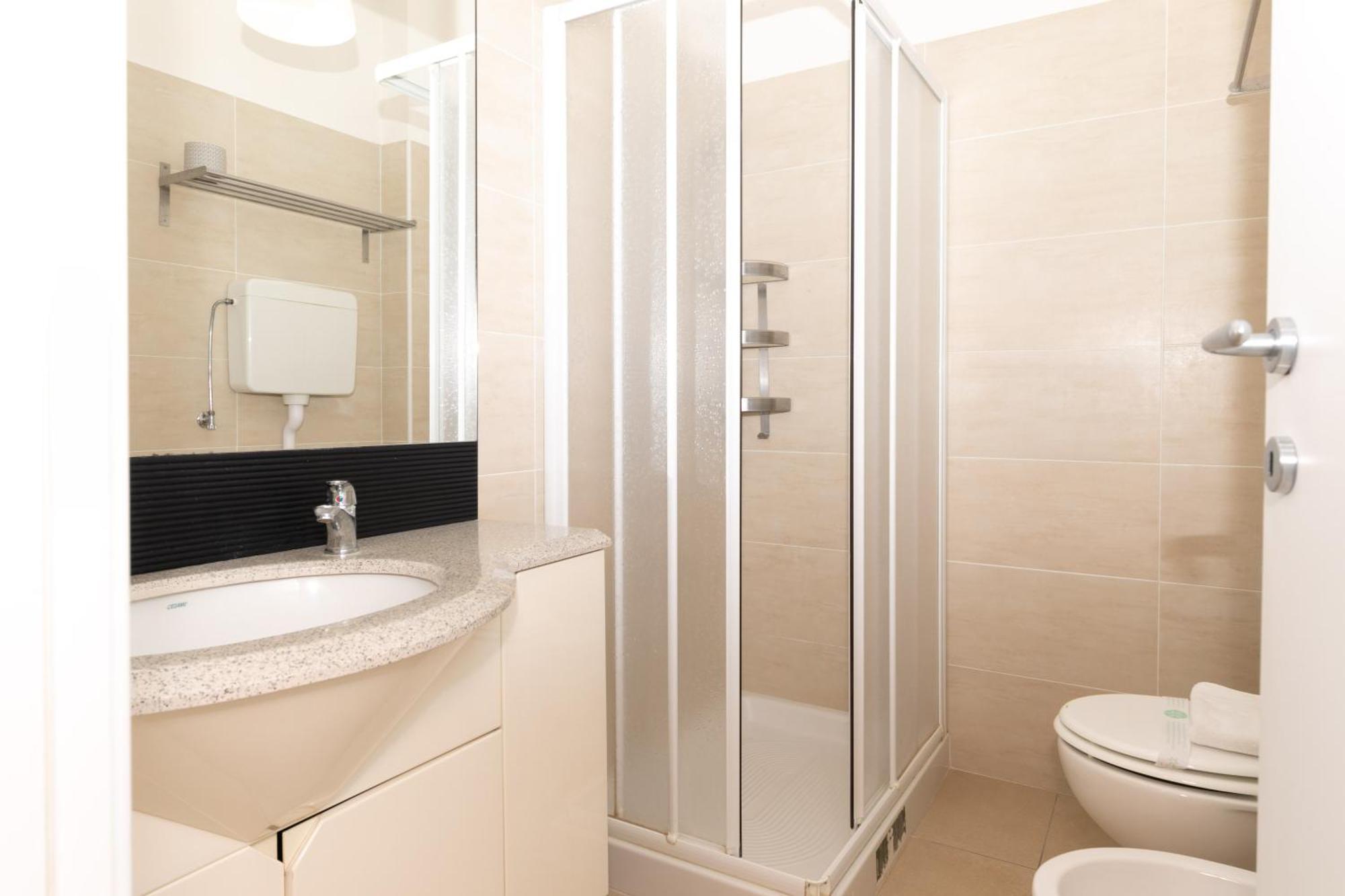 Hotel La Perla Rimini Dış mekan fotoğraf