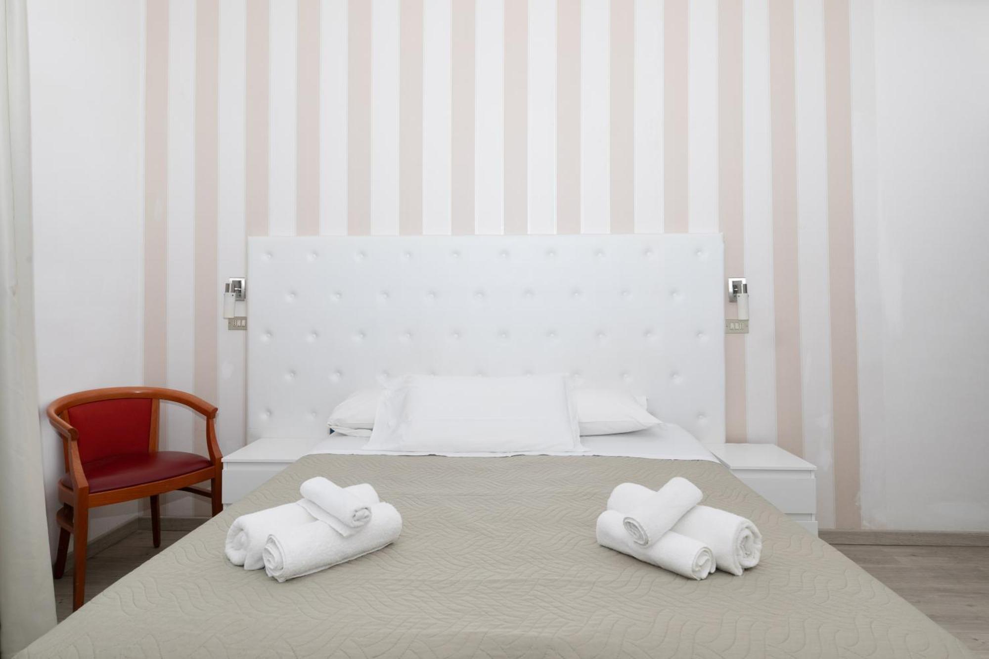Hotel La Perla Rimini Dış mekan fotoğraf