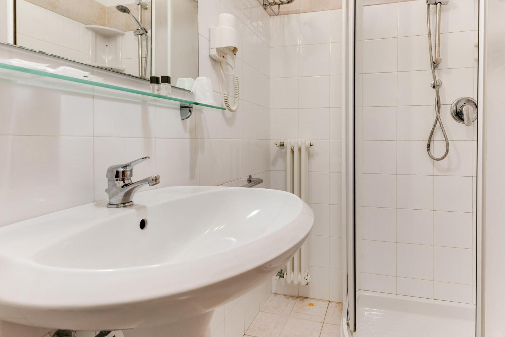Hotel La Perla Rimini Dış mekan fotoğraf