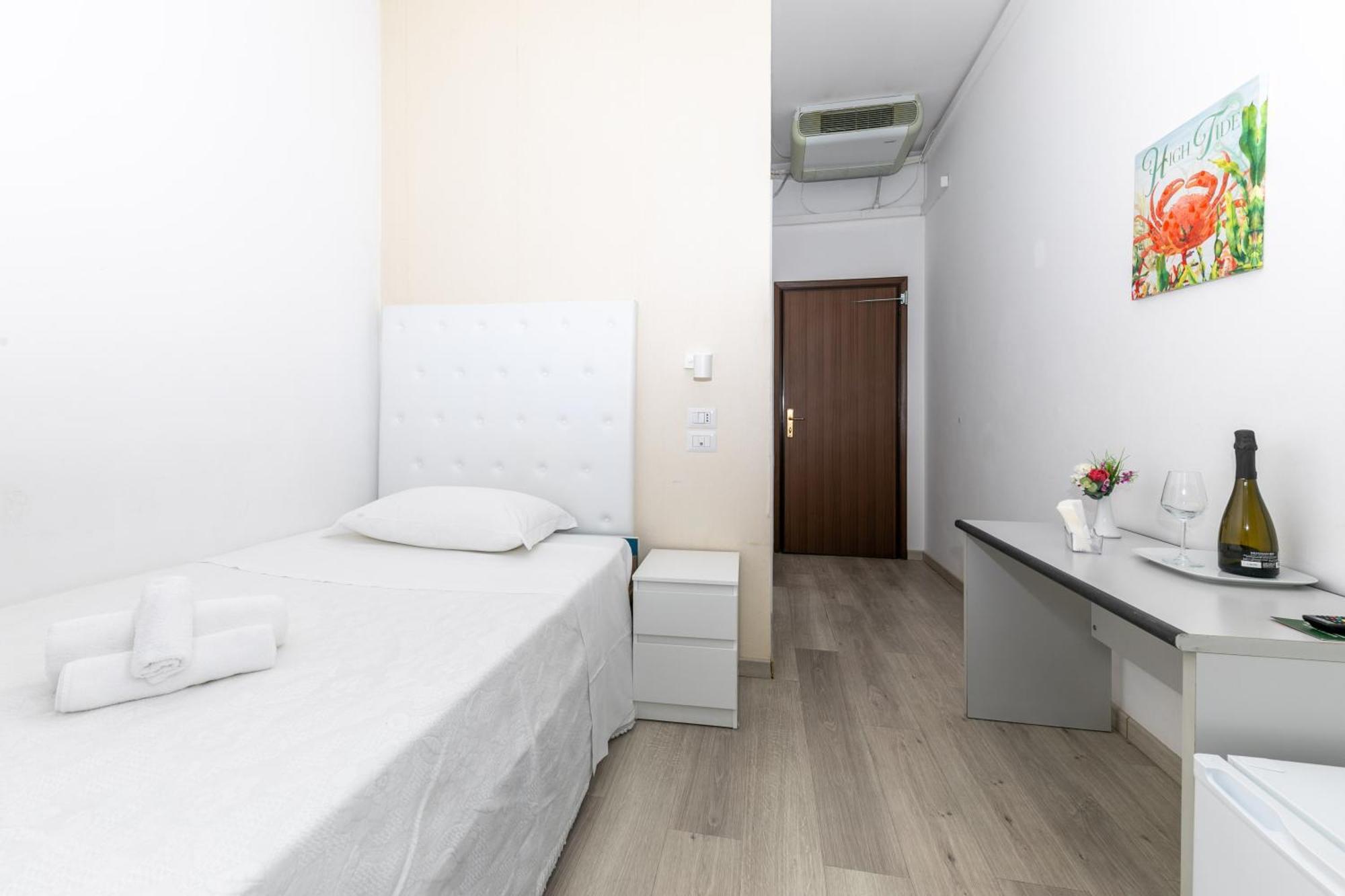 Hotel La Perla Rimini Dış mekan fotoğraf